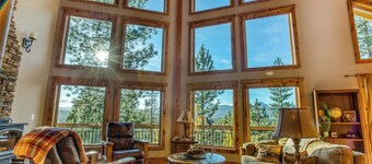 Lodge Style Cabin nr Crater Lake w Mountain Views