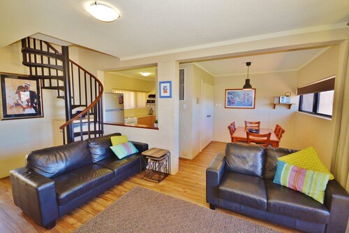 Riverview Holiday Waterfront Apt  12 - 2 Storey - Kalbarri, WA