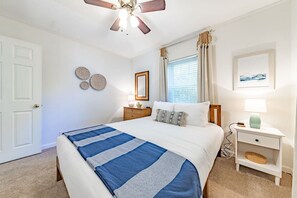 3 bedrooms, desk, iron/ironing board, travel crib