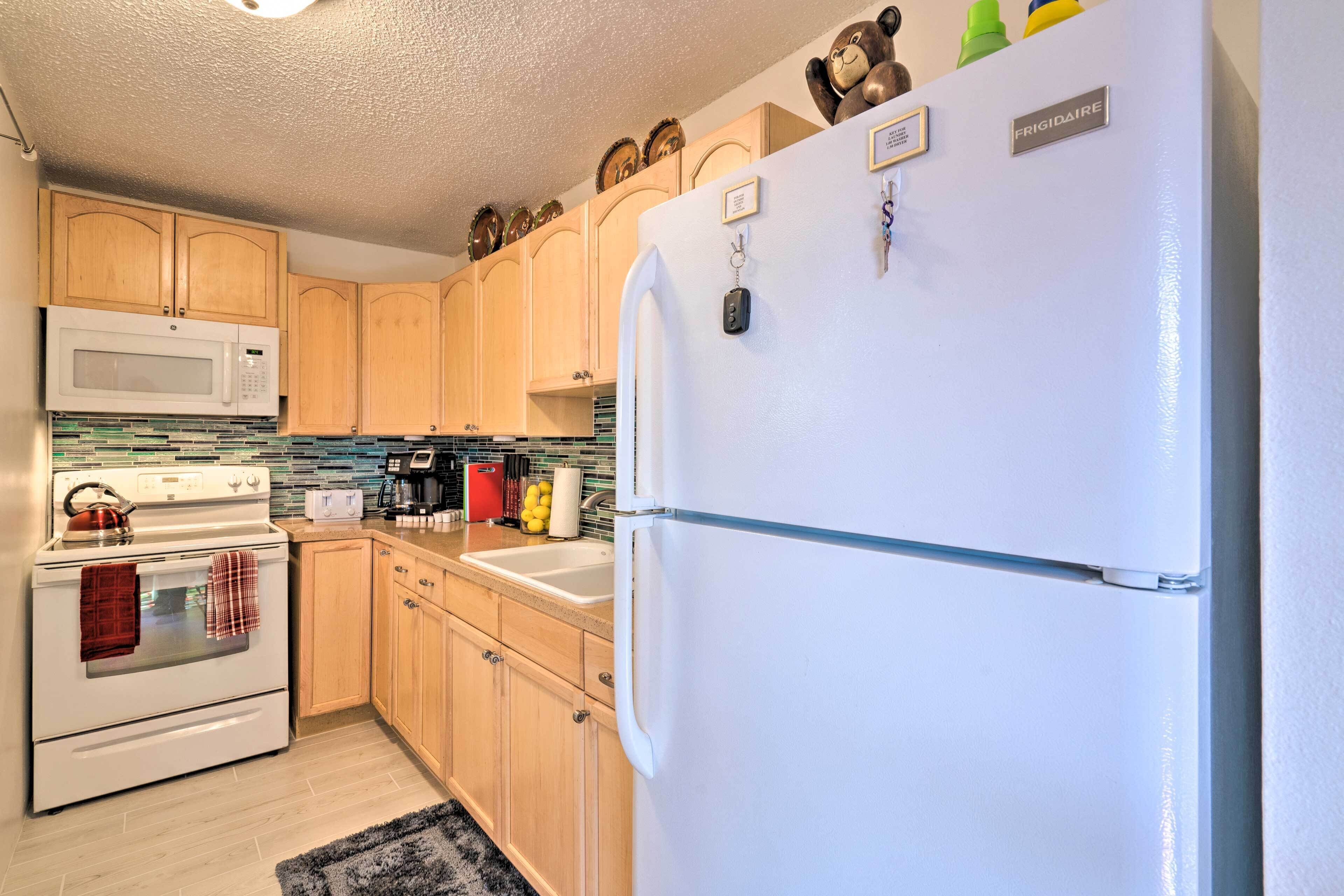 Colorful Bungalow in the Heart of Santa Fe!