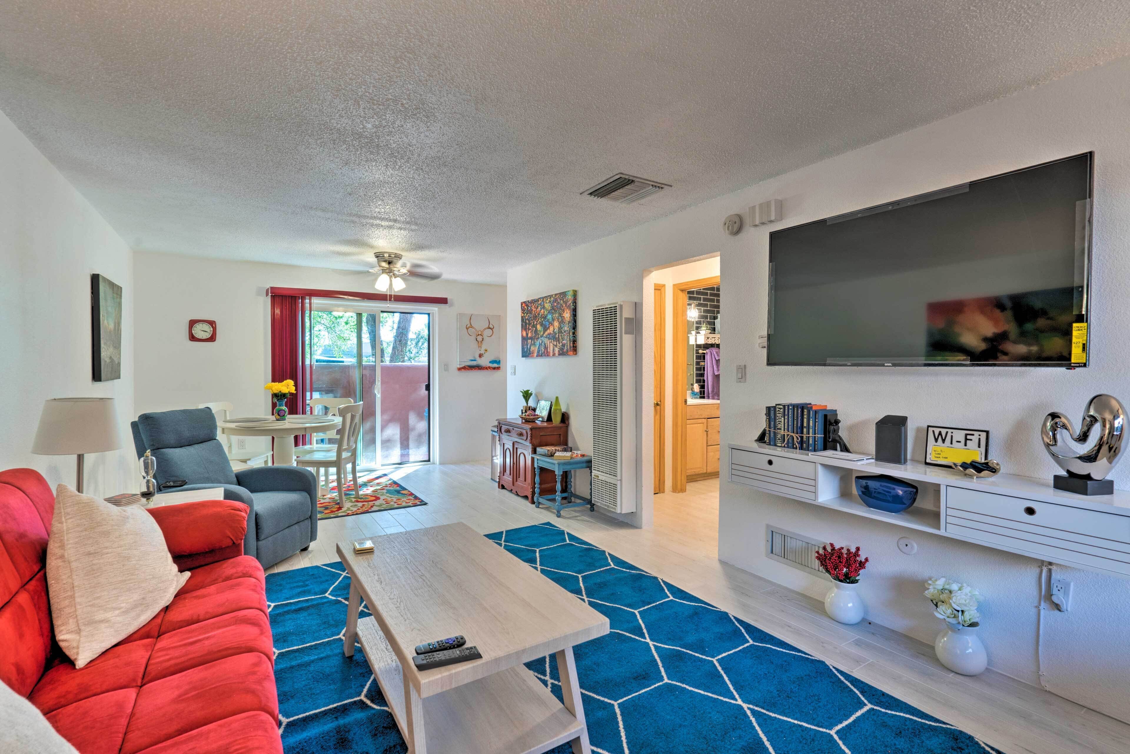 Colorful Bungalow in the Heart of Santa Fe!