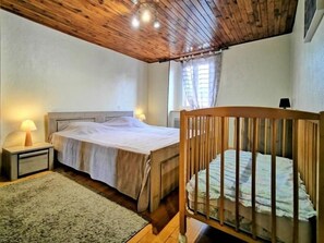 4 bedrooms