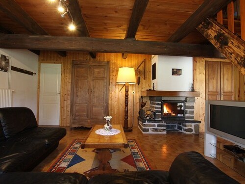 Spacious Stone House in Meygal Forest with Terraces, Fireplace, and Kids' Play Area