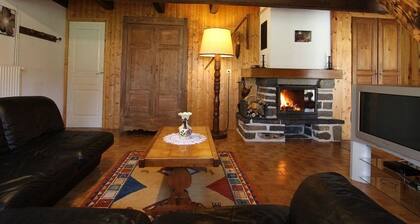 Spacious Stone House in Meygal Forest with Terraces, Fireplace, and Kids' Play Area