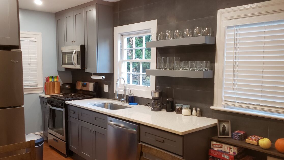 The Audrey @Atlantic Station: Fire Pit, Outdoor Dining, BBQ, Cornhole/Horseshoes