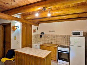 Fridge, microwave, dishwasher