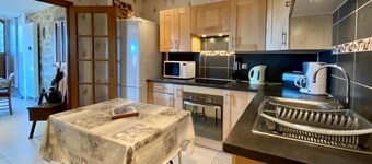 Charmante maisonnette à Blavozy, proche du Puy-en-Velay, avec terrasse privative, WiFi, et parking