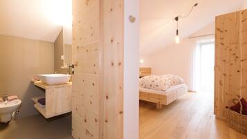 2 camere, ferro/asse da stiro, Wi-Fi gratuito, lenzuola