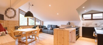 Vakantiehuis " Sea Wieserhof" met Uitzicht op de Bergen, Balkon, Gedeelde Tuin & Wi-Fi
