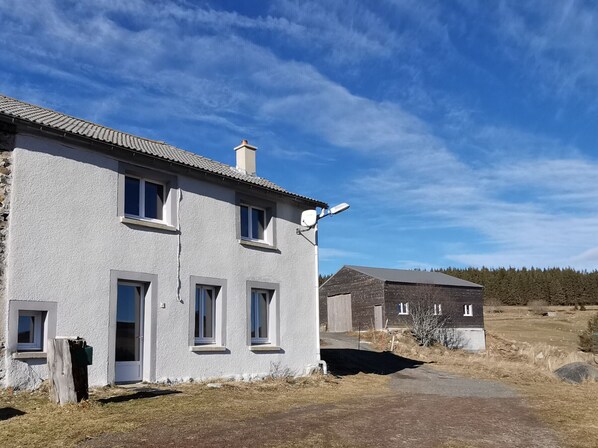 Esterni