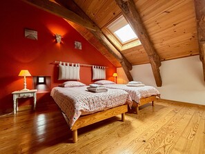 3 habitaciones, wifi gratis y ropa de cama