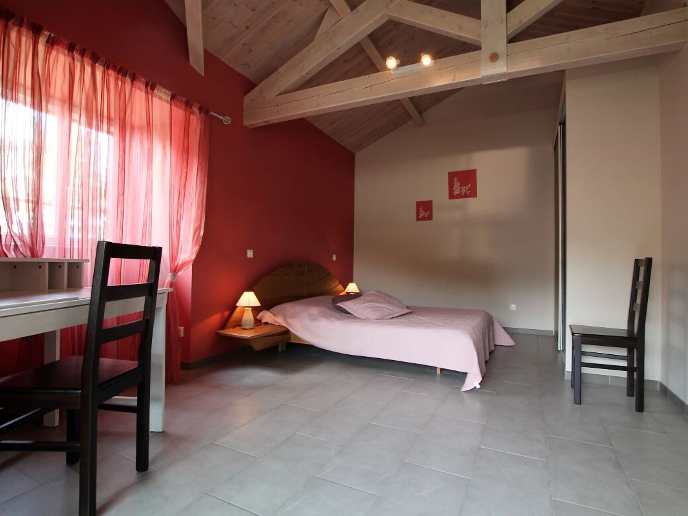 Gite Saint-Just-près-Brioude, 3 bedrooms, 6 persons