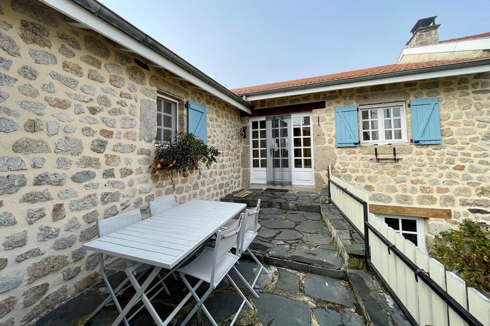 Gite Saint-Maurice-de-Lignon, 2 bedrooms, 4 persons