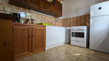 Réfrigérateur, micro-ondes