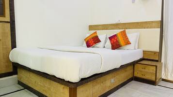 2 bedrooms, WiFi, bed sheets, wheelchair access