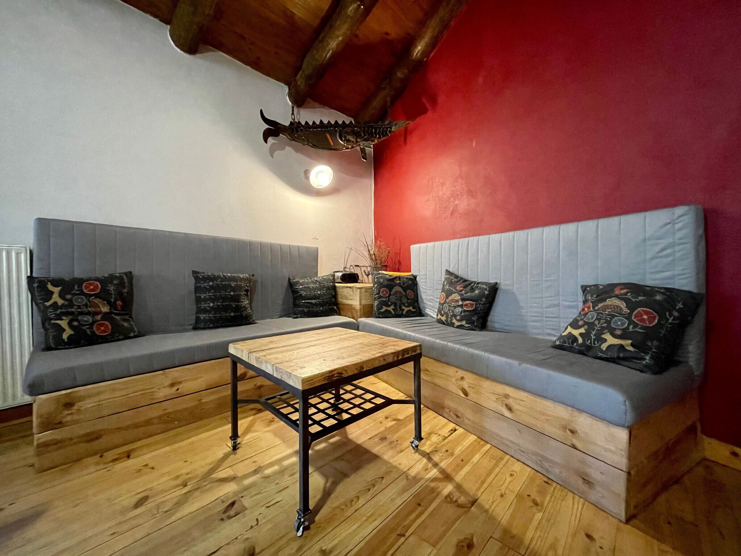 Télévision, cheminée