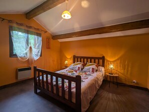 4 camere