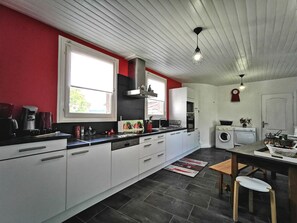 Fridge, microwave, dishwasher