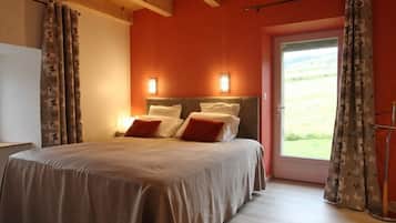 5 bedrooms, free WiFi
