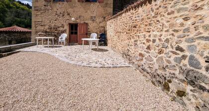 Charming 5-Person Cottage in Saint-Vert with Garden and Tranquil Surroundings