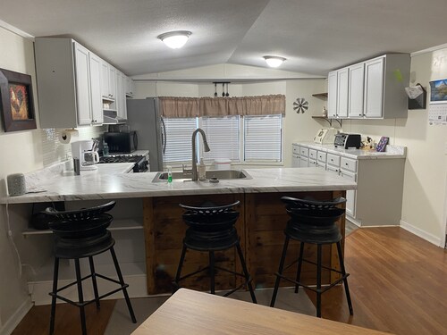 Coffeeville getaway minutes from grenada lake