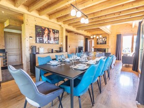 Dining - Luxury Lodge with Private Spa, Golf Access, and Kids' Adventure Area (Le Chambon-sur-Lignon)