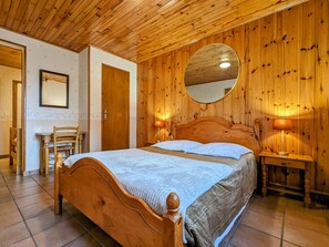 3 habitaciones, wifi gratis y ropa de cama 