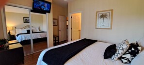 4 chambres, fer et planche à repasser, Wi-Fi, draps fournis