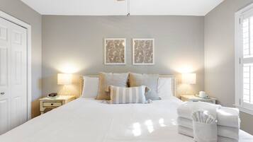 3 bedrooms, iron/ironing board, internet