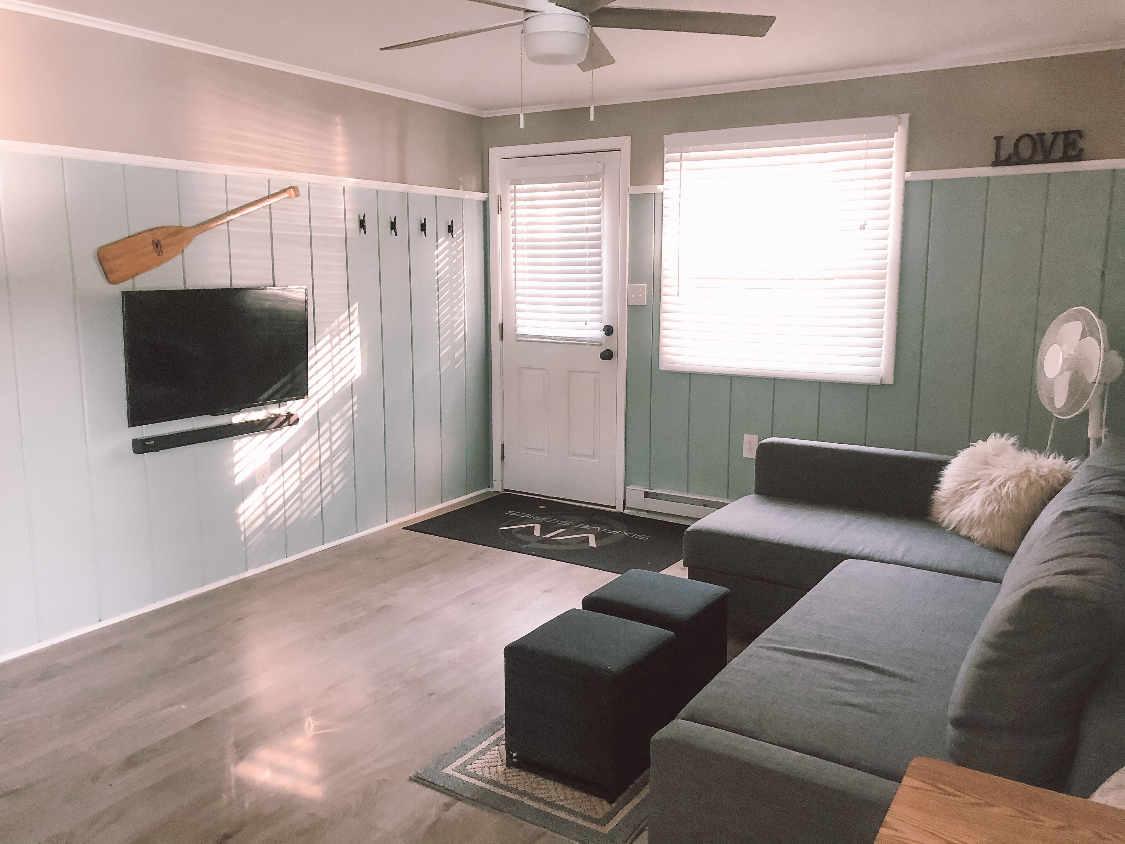 Fun Lake Front Cottage!