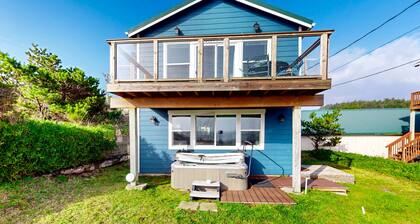 Adorable, nautical-themed home w/ a private hot tub & ocean views