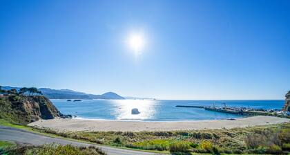 Adorable, nautical-themed home w/ a private hot tub & ocean views