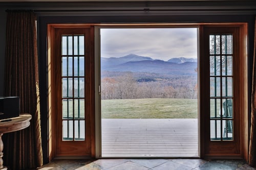 Unmatched Panoramic Views of the White Mountains