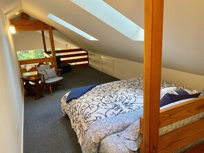 2 dormitorios, tabla de planchar con plancha, wifi gratis y ropa de cama