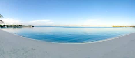In StrandnĂ€he, LiegestĂŒhle, StrandtĂŒcher