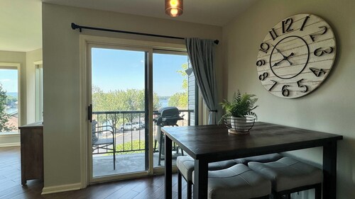 Breathtaking views of Lake Hamilton 