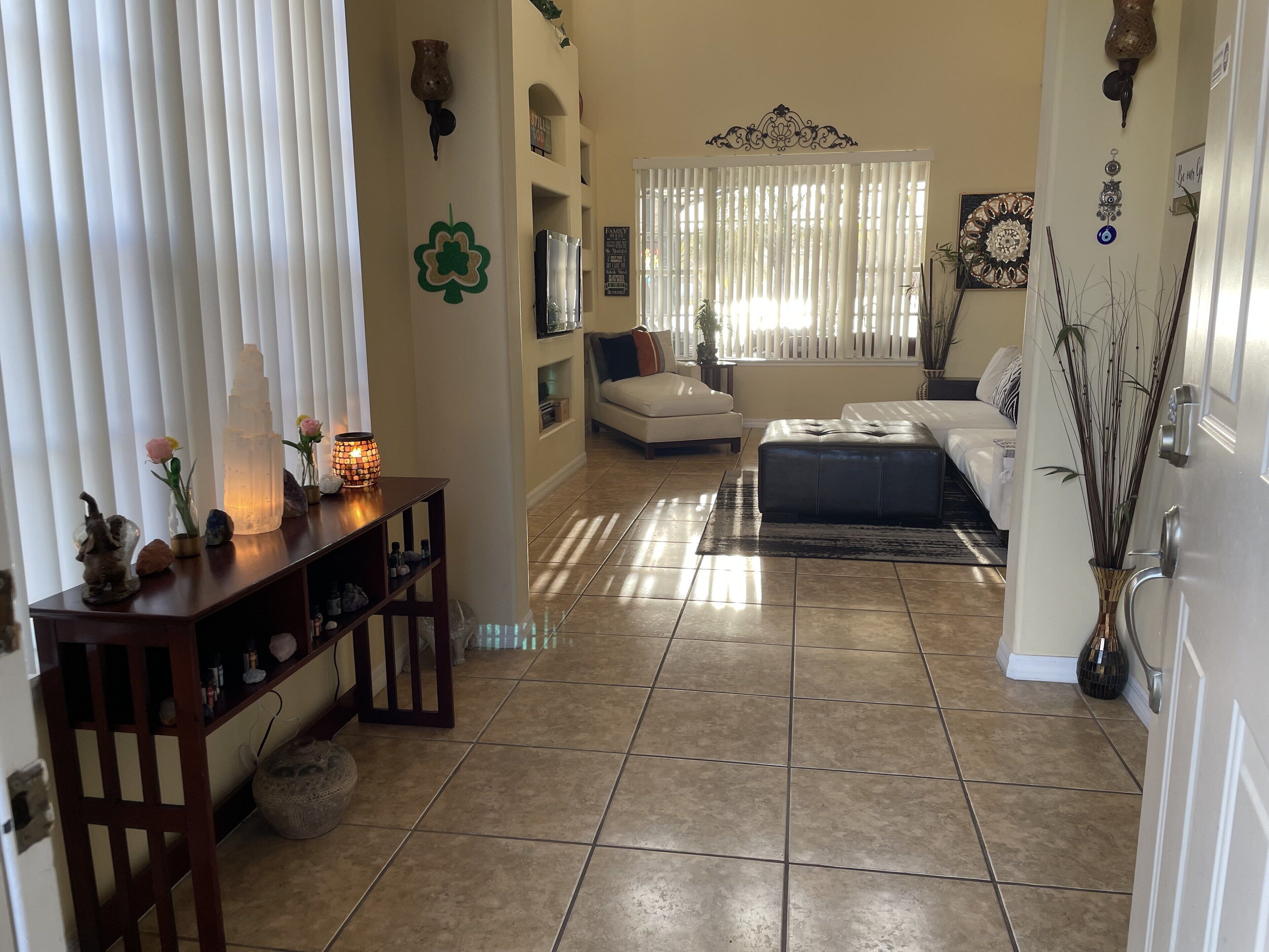 Beautiful Fully Furnished Vacation Home