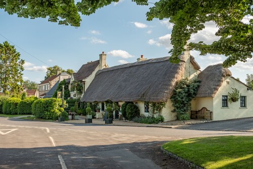 Located in the Castle Howard Estate village of Coneysthorpe, The Green is a cosy cottage that has be