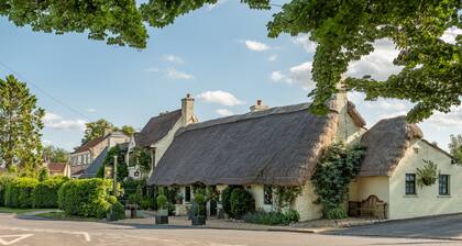 Located in the Castle Howard Estate village of Coneysthorpe, The Green is a cosy cottage that has be