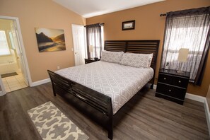 4 camere, ferro/asse da stiro, Wi-Fi, lenzuola