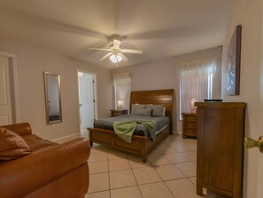 5 bedrooms, WiFi, bed sheets