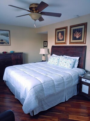 1 bedroom, iron/ironing board, travel cot, free WiFi