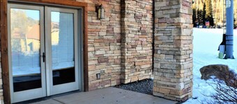 Purgatory Resort, LUXURY TOWNHOUSE; Ski-in Ski-out; 4 Bed, 4.5 Bath, Sleeps 14