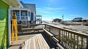 House, Multiple Beds (Seafari - 106 Portier Ct) | Balcony