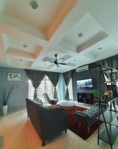 ruma Melaka Vacation Home - with private mini pool