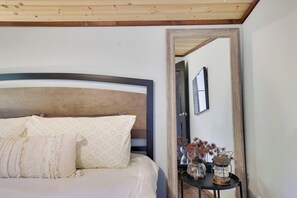 3 slaapkamers, een bureau, een strijkplank/strijkijzer, gratis wifi
