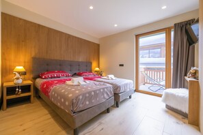 Twin bedroom - Casa Luminosa Ski in -Ski out 100m, Livigno, Italy (Livigno)