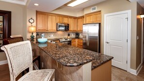 Mikroaaltouuni, uuni, liesi, astianpesukone