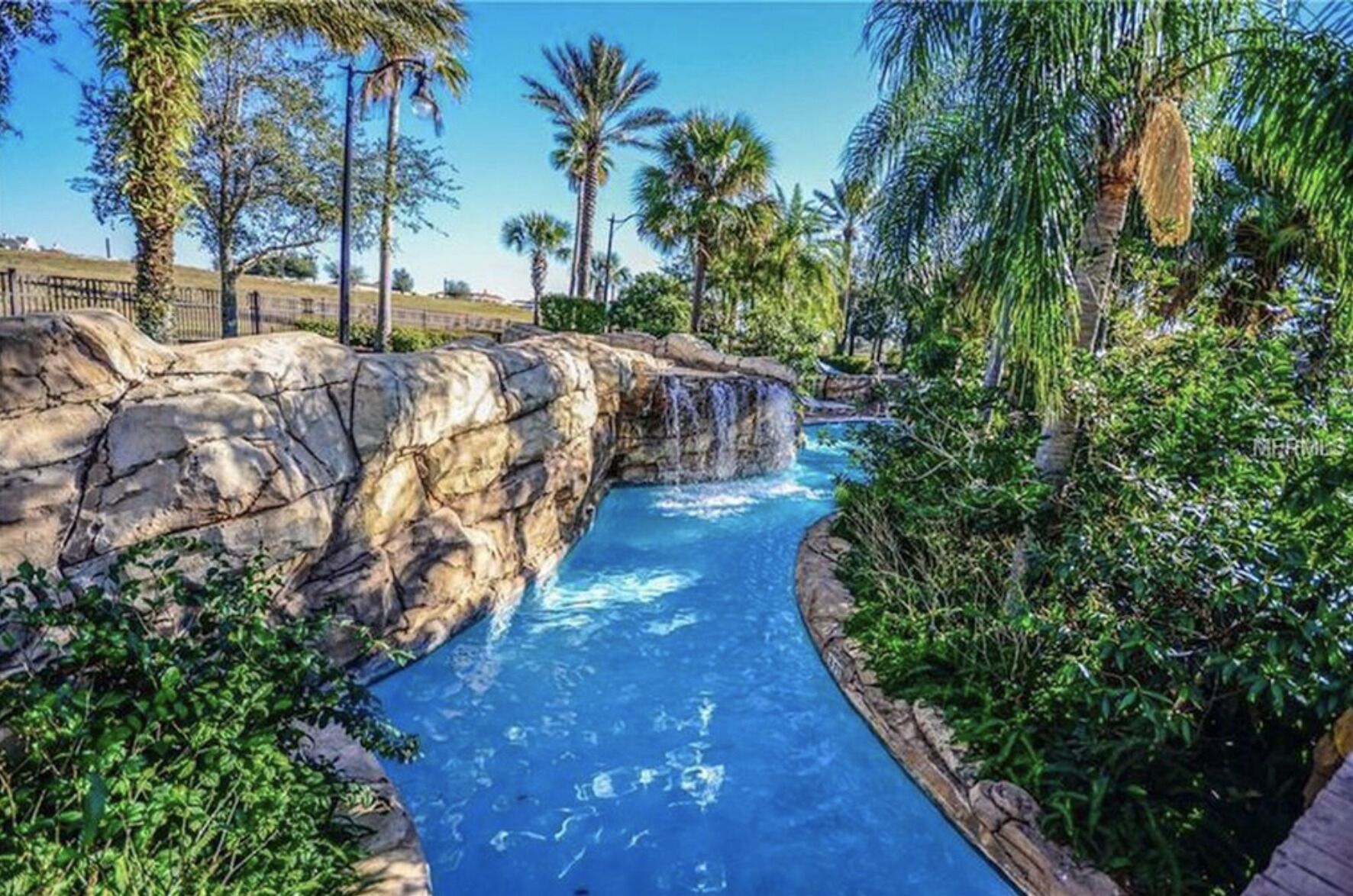 Piscina externa, piscina aquecida