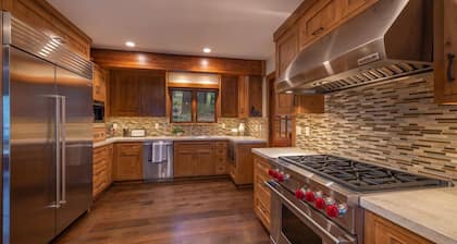 NEW - Donner Lakefront Luxury
